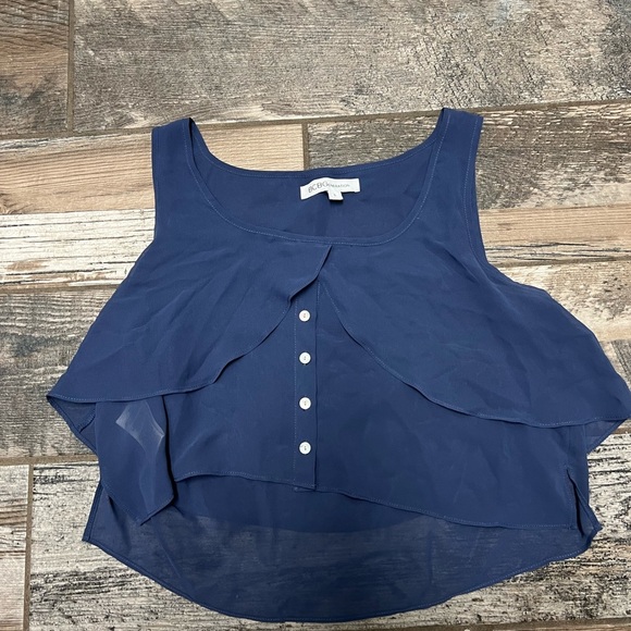 BCBGeneration Tops - BCBG Crop Top—Size Small
